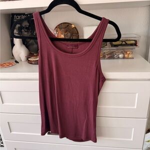 Women's Sleeveless Top in Burgundy